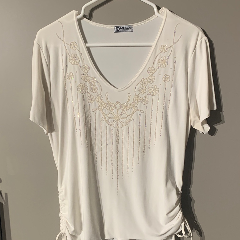 Ivory Embellished Short Sleeve Top by Mech
